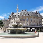 Hyper Centre De - 45 *